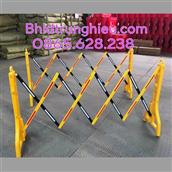 HÀNG RÀO CHẮN NHỰA 2.5M