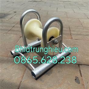 CON LĂN KÉO CÁP ĐIỆN MẶT ĐẤT