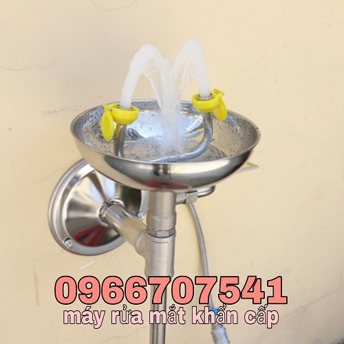 Bồn rửa mắt khẩn cấp gắn tường